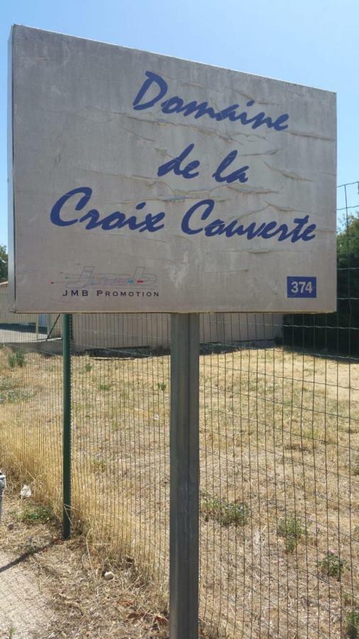 Apt 50M2 Avec Balcon Tout Equipe Proche D'Avignon Daire Pernes-les-Fontaines Dış mekan fotoğraf